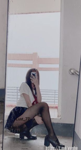 关秀媚三级露全乳_高清完整版免费全集免费观看